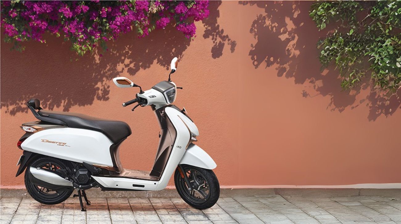 1737361234-hero Destini 125 Top Scooters In India Mileage Affordable Less Than 1 Lakh Top Scoo